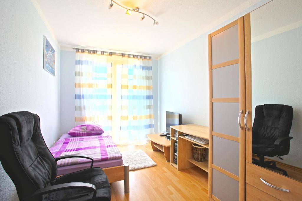 Private Rooms Near Exhibition Center Hanower Pokój zdjęcie