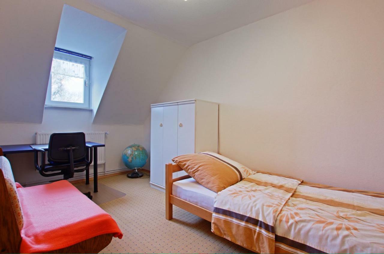 Private Rooms Near Exhibition Center Hanower Zewnętrze zdjęcie